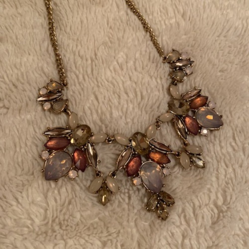 EXPRESS Light Pink/Champagne/Lilac Purple/Gold Tribal Statement Necklace w/ Gems